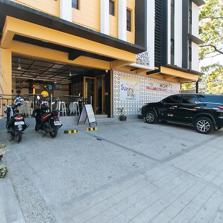 Sunny Day Residences Antipolo Kültér fotó