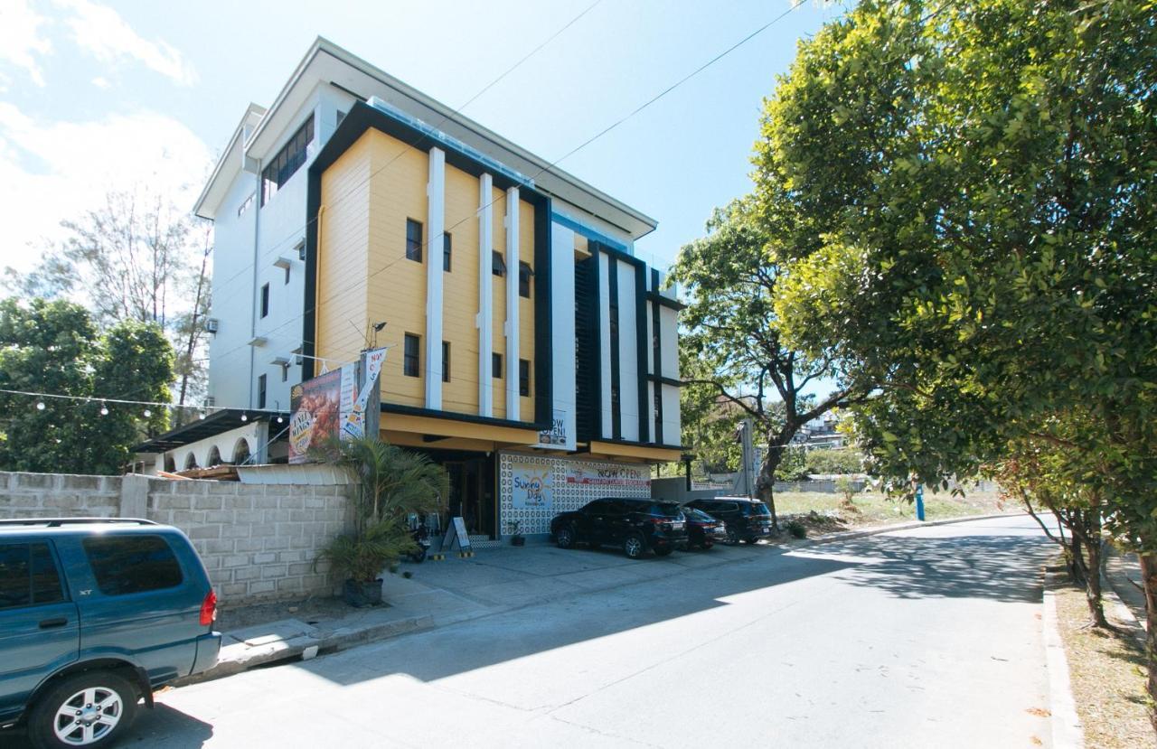 Sunny Day Residences Antipolo Kültér fotó